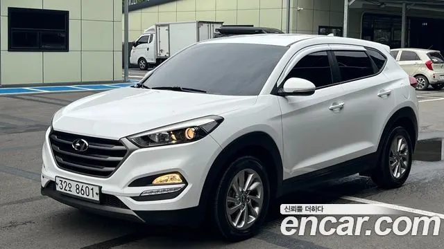 HYUNDAI TUCSON 2016 — 115 426 км, белый, Корея — под ключ — фото 11