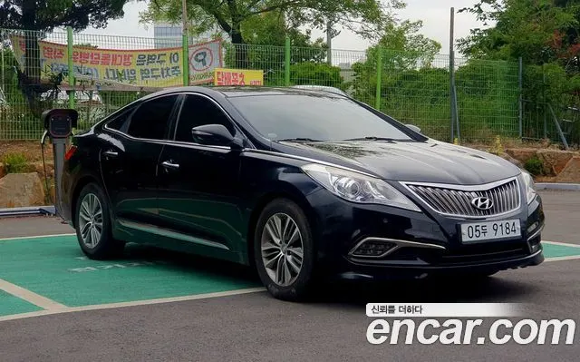 HYUNDAI GRANDEUR 2015 — 206 212 км, чёрный, Корея — под ключ — фото 4
