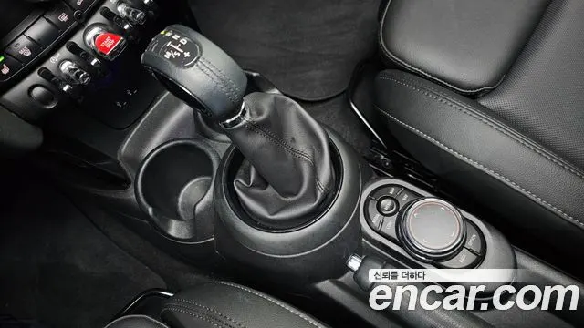 MINI COOPER 2019 — 38 048 км, белый-перламутр, Корея — под ключ — фото 9