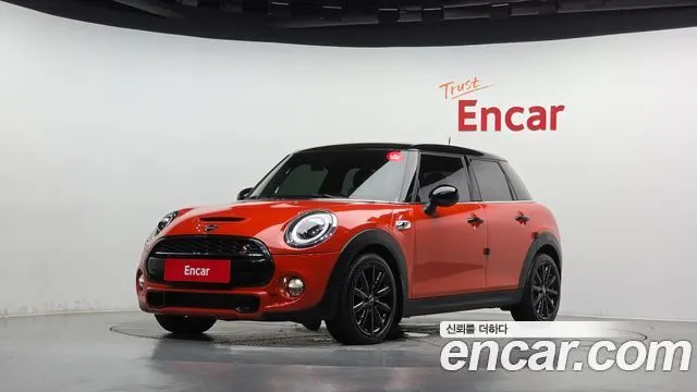 MINI COOPER S 2019 — 57 254 км, оранжевый, Корея — под ключ — фото 1