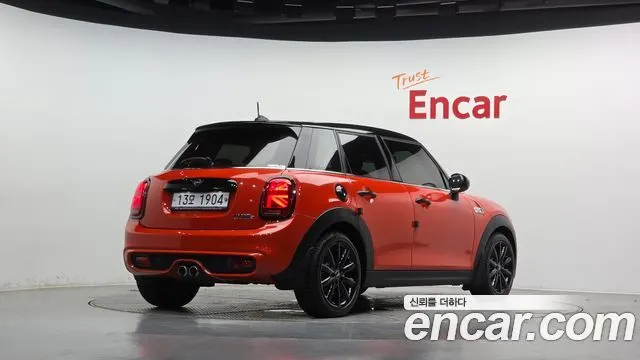 MINI COOPER S 2019 — 57 254 км, оранжевый, Корея — под ключ — фото 2
