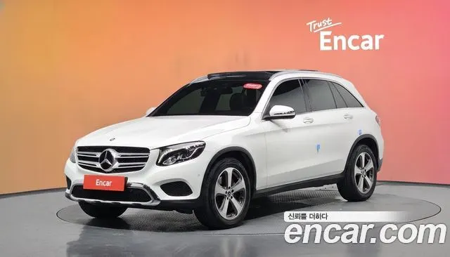 MERCEDES-BENZ GLC-CLASS X253 2017 — 142 488 км, белый, Корея — под ключ — фото 2