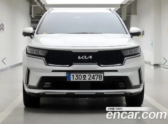 KIA SORENTO 2023 — 33 756 км, белый, Корея — под ключ — фото 1