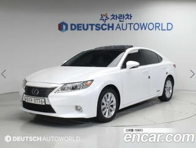 LEXUS ES300H 2013 — 159 860 км, белый, Корея — под ключ — фото 1