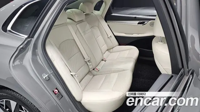 HYUNDAI GRANDEUR HYBRID 2023 — 13 654 км, серебристо-серый, Корея — под ключ — фото 11