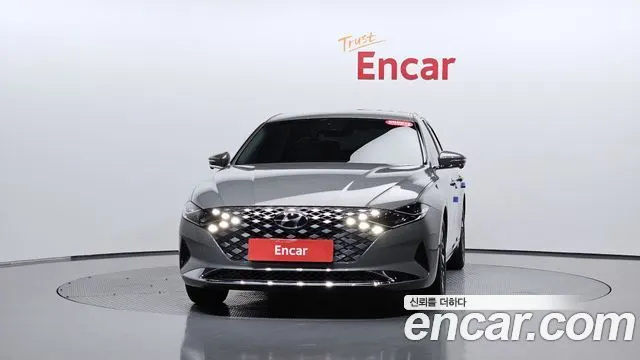 HYUNDAI GRANDEUR HYBRID 2023 — 13 654 км, серебристо-серый, Корея — под ключ — фото 3