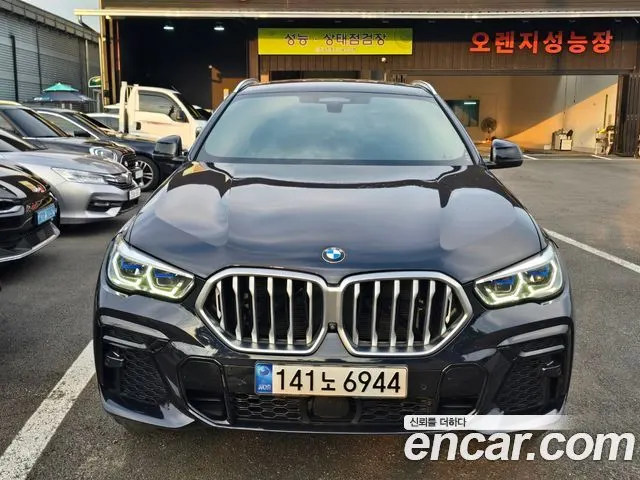 BMW X6 2022 — 74 299 км, чёрный, Корея — под ключ — фото 1