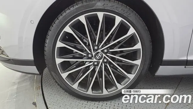 HYUNDAI GRANDEUR HYBRID 2023 — 103 467 км, серебристо-серый, Корея — под ключ — фото 5
