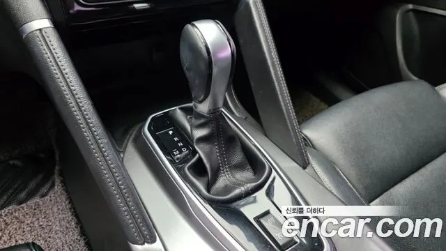 RENAULT KOREA QM6 2017 — 112 029 км, серебристо-серый, Корея — под ключ — фото 9