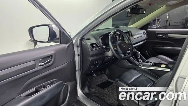 RENAULT KOREA QM6 2017 — 112 029 км, серебристо-серый, Корея — под ключ — фото 10