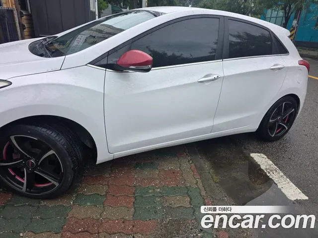 HYUNDAI I30 2015 — 127 000 км, белый, Корея — под ключ — фото 4