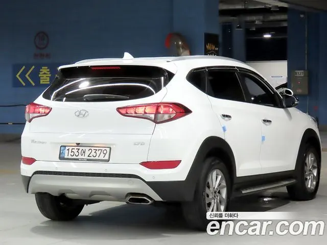 HYUNDAI TUCSON 2018 — 169 667 км, белый, Корея — под ключ — фото 4