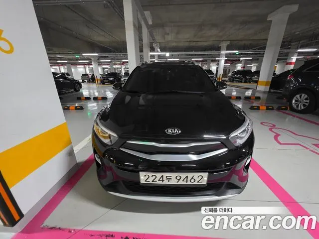 KIA STONIC 2019 — 78 200 км, чёрный, Корея — под ключ — фото 3
