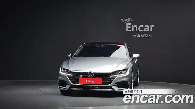 VOLKSWAGEN ARTEON 2019 — 136 921 км, серебристо-серый, Корея — под ключ — фото 3