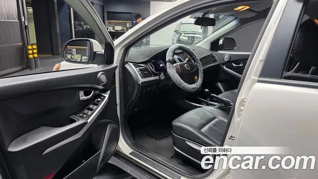 KGM KORANDO C 2014 — 137 295 км, белый-перламутр, Корея — под ключ — фото 10