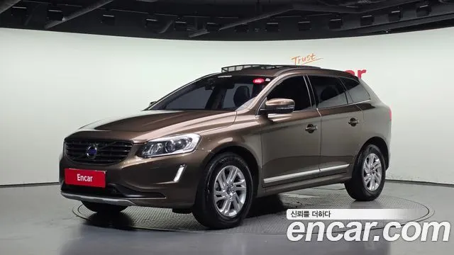 VOLVO XC60 2016 — 141 576 км, коричневый, Корея — под ключ — фото 1