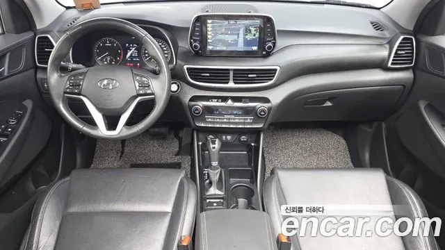 HYUNDAI TUCSON 2019 — 126 115 км, белый, Корея — под ключ — фото 7