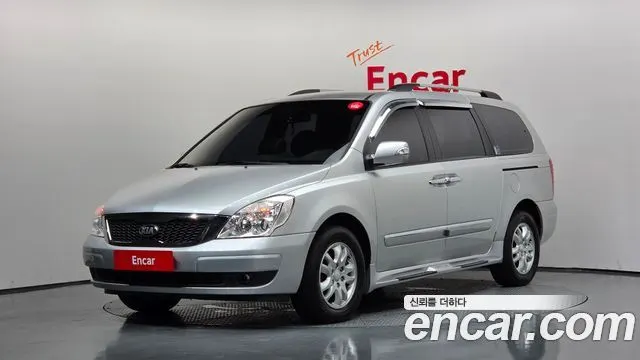 KIA CARNIVAL R 2013 — 151 785 км, серебристый, Корея — под ключ — фото 1