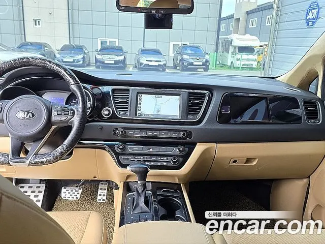 KIA CARNIVAL 2018 — 112 000 км, чёрный, Корея — под ключ — фото 8