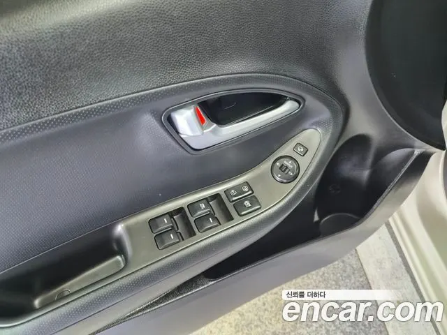 KIA MORNING 2016 — 49 847 км, белый-перламутр, Корея — под ключ — фото 10