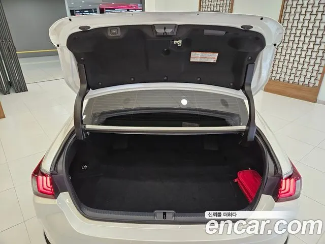 LEXUS ES300H 2026 — 5 234 км, белый-перламутр, Корея — под ключ — фото 5
