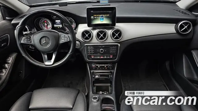 MERCEDES-BENZ GLA-CLASS X156 2017 — 94 139 км, белый, Корея — под ключ — фото 7