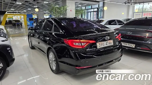 HYUNDAI SONATA 2016 — 186 850 км, чёрный, Корея — под ключ — фото 7
