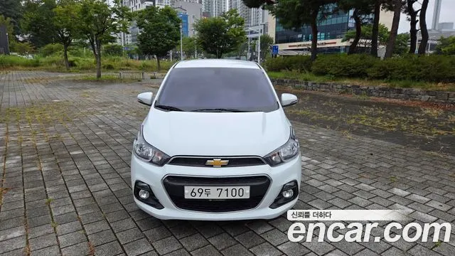 CHEVROLET SPARK 2016 — 102 322 км, белый, Корея — под ключ — фото 2
