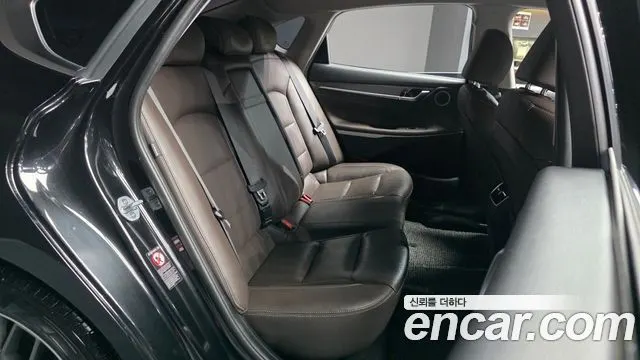 HYUNDAI GRANDEUR 2019 — 90 122 км, чёрный, Корея — под ключ — фото 12