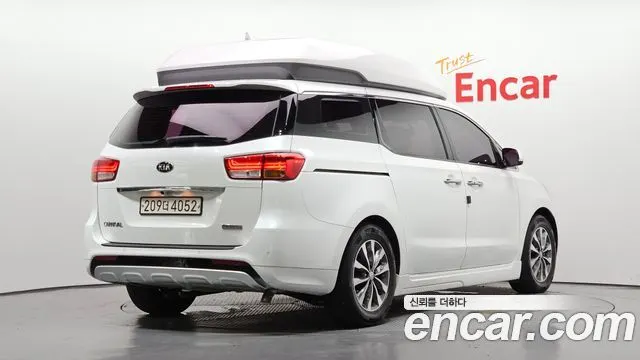 KIA CARNIVAL 2017 — 251 441 км, белый, Корея — под ключ — фото 2
