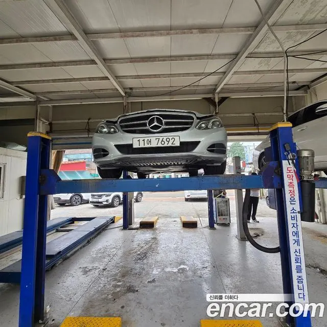 MERCEDES-BENZ E-CLASS W212 2016 — 215 504 км, серебристо-серый, Корея — под ключ — фото 4