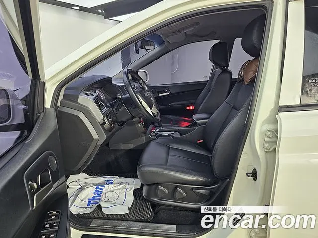 KGM KORANDO SPORTS 2018 — 80 102 км, белый, Корея — под ключ — фото 8