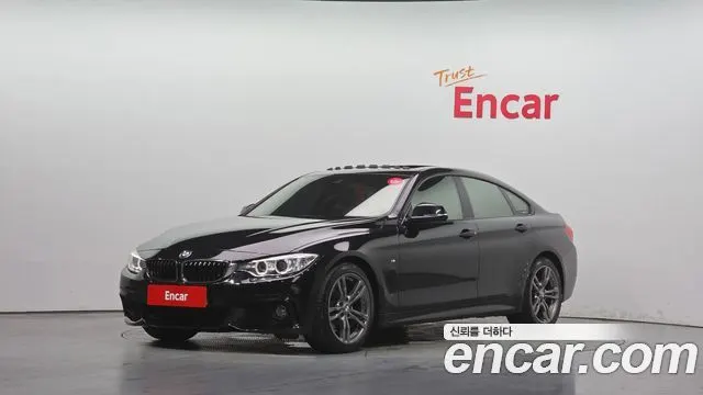 BMW 4 SERIES 2017 — 132 319 км, чёрный, Корея — под ключ — фото 1