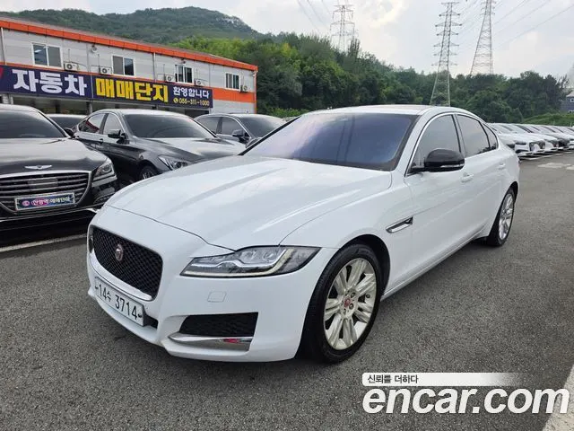 JAGUAR XF 2017