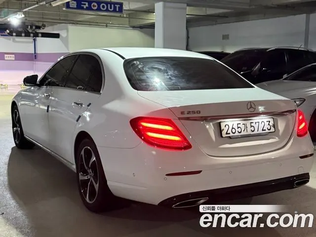 MERCEDES-BENZ E-CLASS W213 2020 — 67 000 км, белый, Корея — под ключ — фото 5