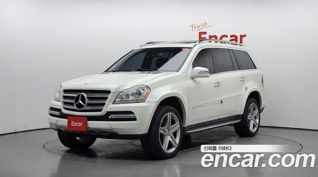 MERCEDES-BENZ GL-CLASS X164 2011 — 121 679 км, белый, Корея — под ключ — фото 1