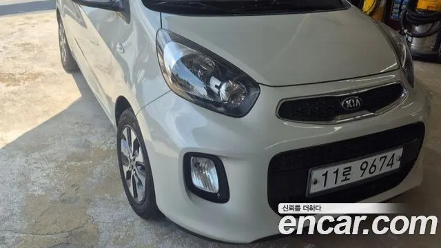 KIA MORNING 2016 — 137 923 км, белый-перламутр, Корея — под ключ — фото 10