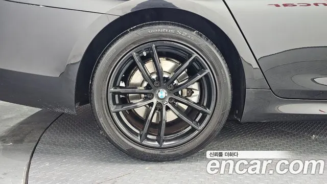 BMW 5 SERIES 2017 — 161 460 км, чёрный, Корея — под ключ — фото 5