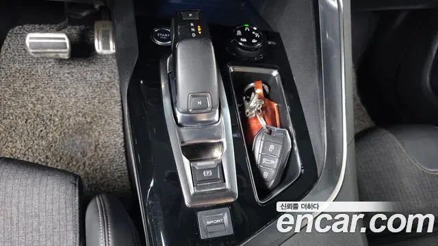 PEUGEOT 5008 2019 — 95 554 км, светло-золотистый, Корея — под ключ — фото 9