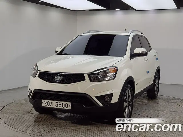 KGM KORANDO C 2014 — 115 000 км, белый, Корея — под ключ — фото 1