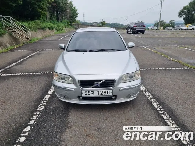VOLVO S60 — из Кореи под ключ
