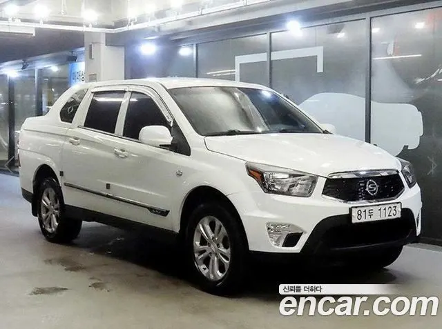 KGM KORANDO SPORTS 2018 — 96 674 км, белый, Корея — под ключ — фото 1