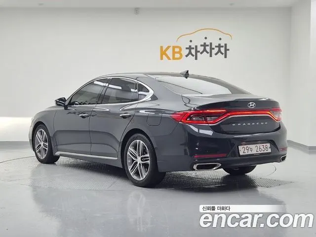 HYUNDAI GRANDEUR 2018 — 179 628 км, серый, Корея — под ключ — фото 3