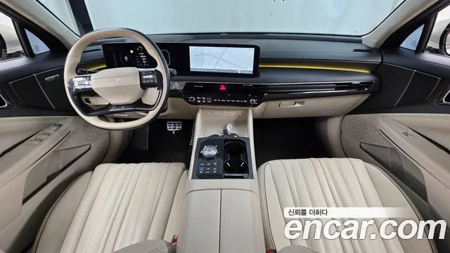 KIA K8 HYBRID 2025 — 60 620 км, белый-перламутр, Корея — под ключ — фото 7