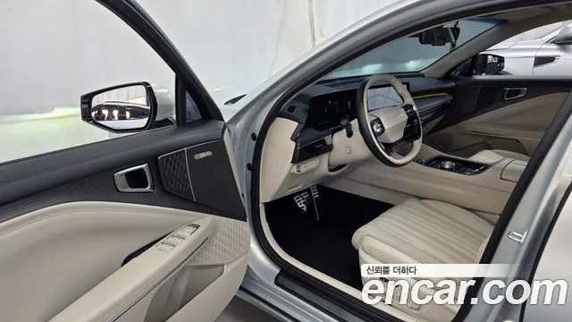 KIA K8 HYBRID 2025 — 60 620 км, белый-перламутр, Корея — под ключ — фото 10
