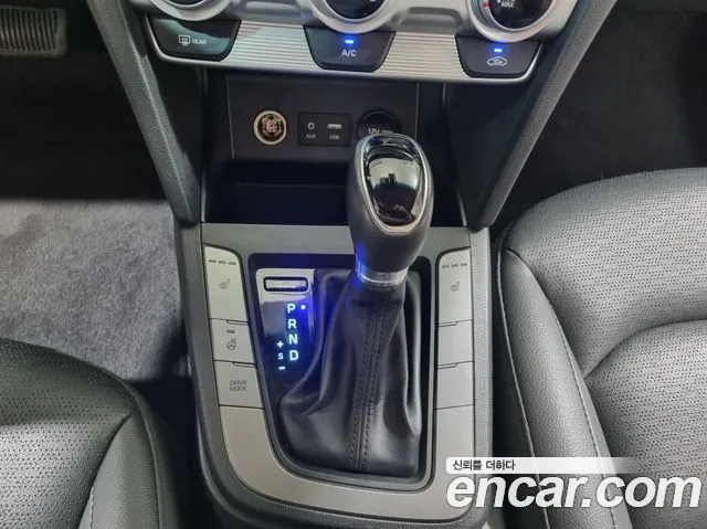 HYUNDAI AVANTE 2019 — 131 000 км, серый, Корея — под ключ — фото 9