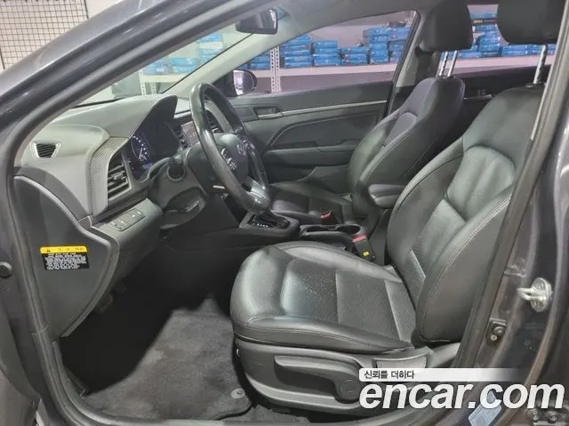 HYUNDAI AVANTE 2019 — 131 000 км, серый, Корея — под ключ — фото 10
