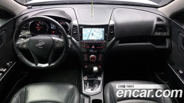 KGM TIVOLI ARMOUR 2018 — 133 257 км, белый, Корея — под ключ — фото 7