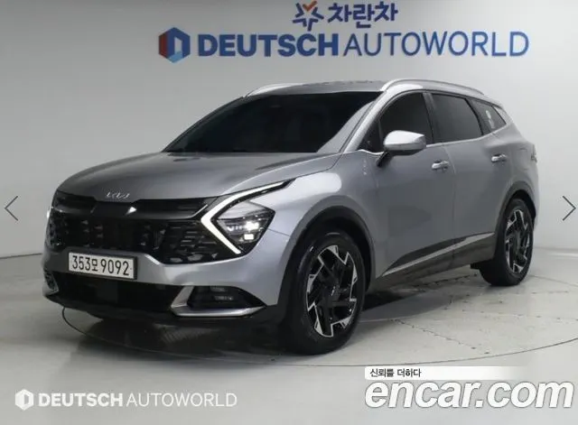 KIA SPORTAGE 2022 — 78 761 км, серебристо-серый, Корея — под ключ — фото 1