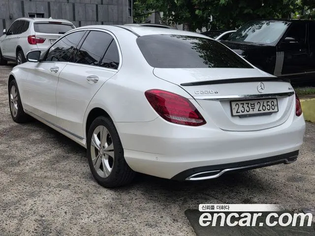 MERCEDES-BENZ C-CLASS W205 2017 — 101 246 км, белый, Корея — под ключ — фото 6
